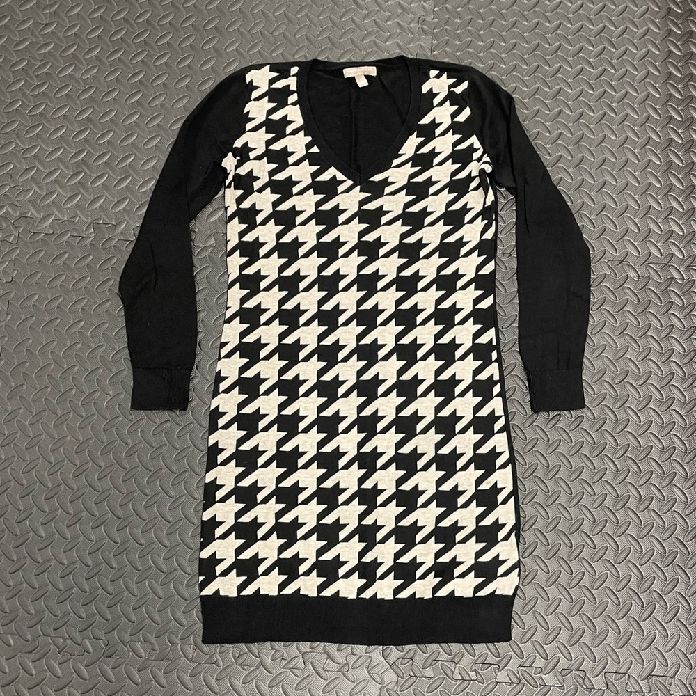 Banana Republic Sweater Dress - Houndstooth